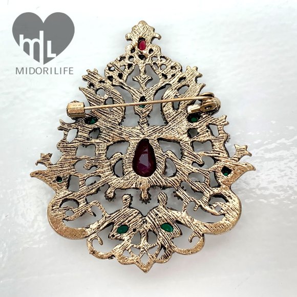 UNBRANDED Elizabethan Style Teardrop Brooch Pin - Picture 3 of 5